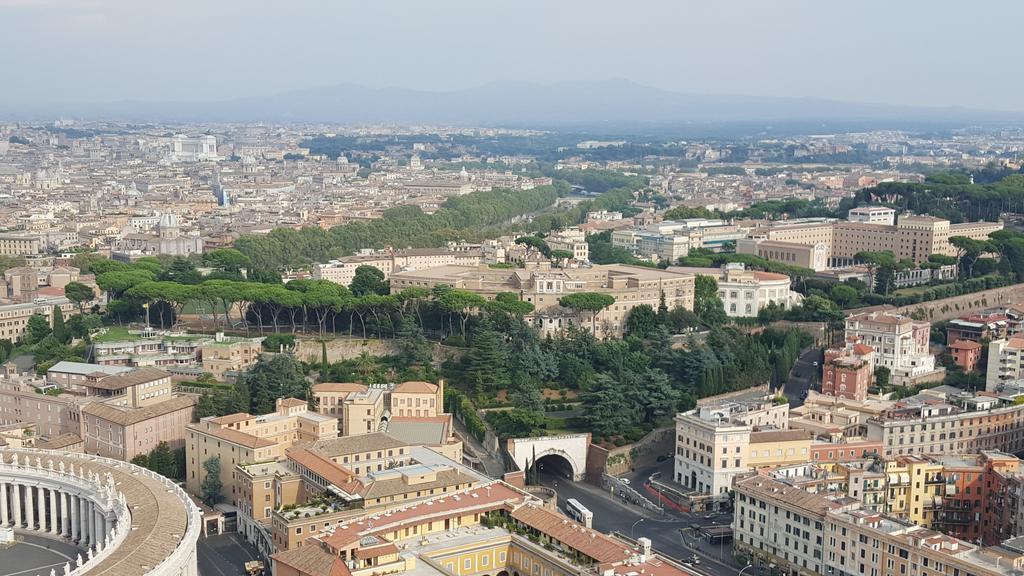 Roman Holidays All'Eur Oda fotoğraf